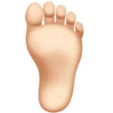 🦶🏻 Fuß: Helle Hautfarbe Emoji von Apple