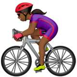 🚴🏾‍♀️ Cycliste Femme : Peau Mate Emoji par Apple