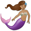 🧜🏽‍♀️ Sirène : Peau Légèrement Mate Emoji par Samsung