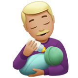 👨🏼‍🍼 Homme Allaitant Un Bébé : Peau Moyennement Claire Emoji par Apple