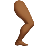 🦵🏾 Bein: Mitteldunkle Hautfarbe Emoji von Apple