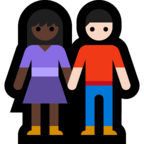 👩🏿‍🤝‍👨🏻 Mann Und Frau Halten Hände: Dunkle Hautfarbe, Helle Hautfarbe Emoji von Microsoft