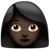 👩🏿 Frau: Dunkle Hautfarbe Emoji von Apple