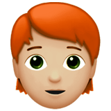🧑🏼‍🦰 Erwachsener: Mittelhelle Hautfarbe, Rotes Haar Emoji von Apple
