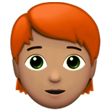 🧑🏽‍🦰 Erwachsener: Mittlere Hautfarbe, Rotes Haar Emoji von Apple